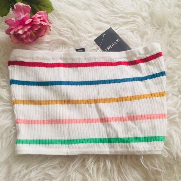 Forever 21 White Stripe Knit Crop Top. Size M - Picture 2 of 4